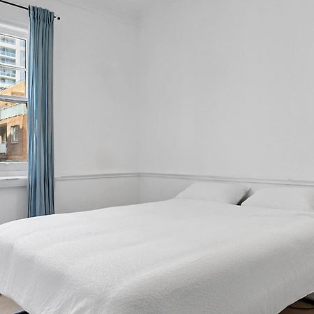 Venus By The Harbour Budget Hotel Sídney Exterior foto